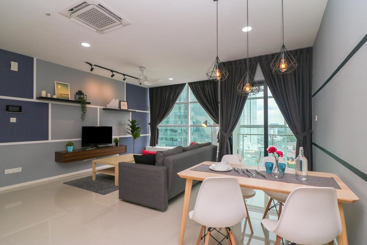 Suasana Residence By Nest Home Johor Bahru Exteriör bild